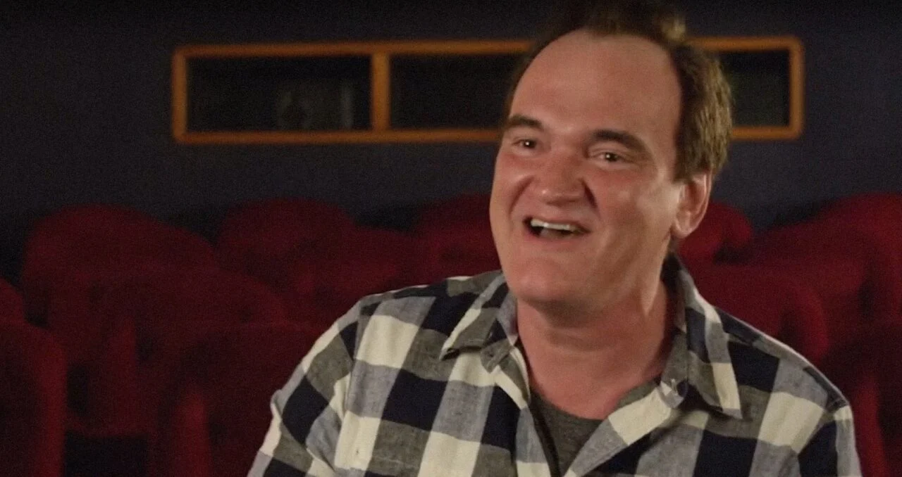 關於馬克斯·昆汀·塔倫蒂諾（Max Quentin Tarantino）的系列文章說：“是我從字面上看三遍的唯一表演”
