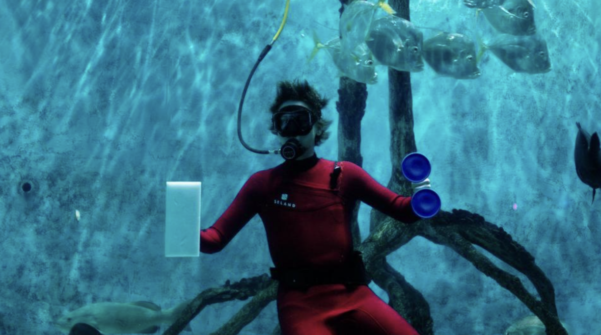 “美人魚”：佛羅里達從未如此奇怪的怪異[SXSW 2025評論]